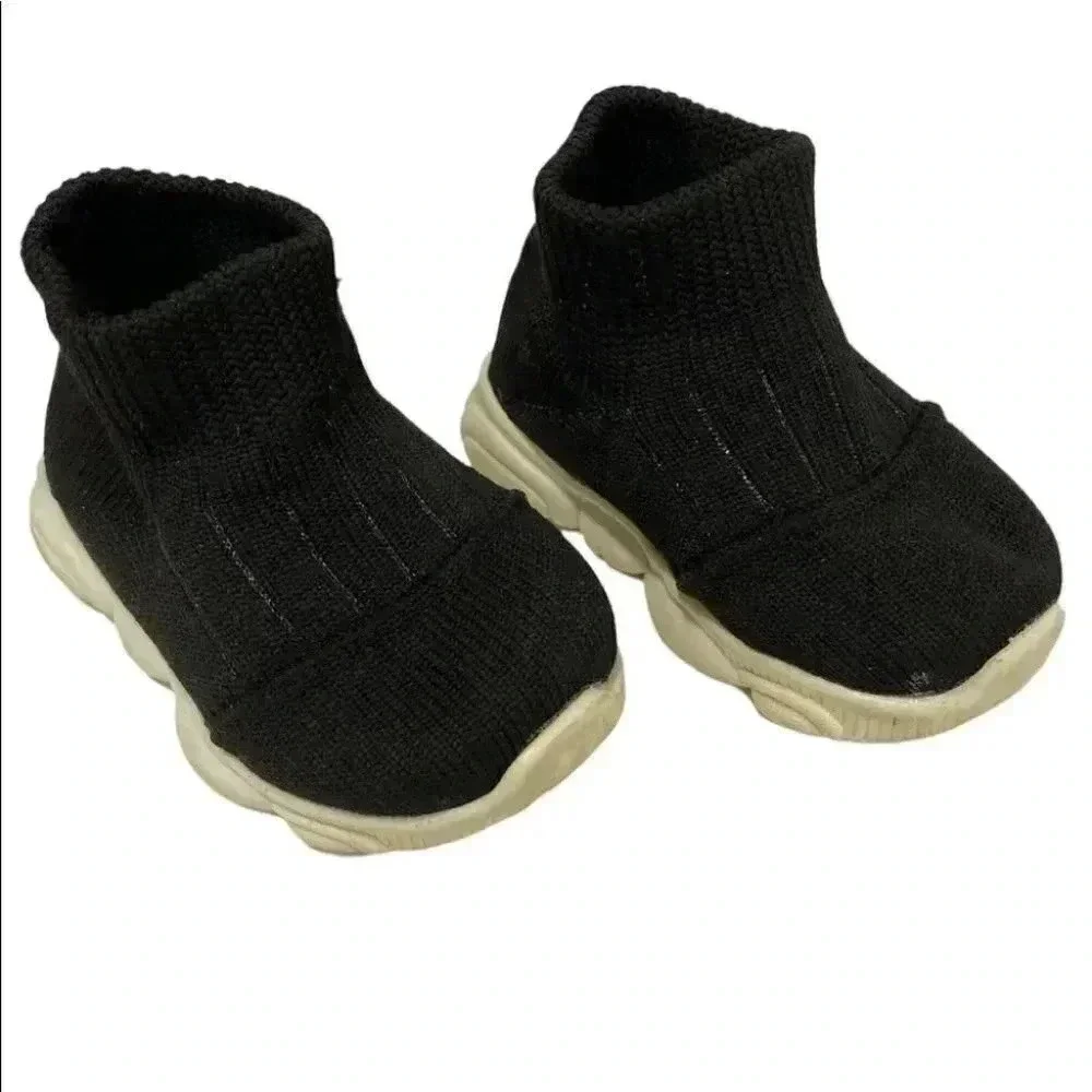 Baby shoes